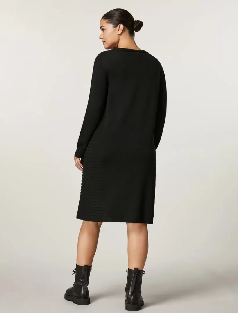 Hot Knit Dress Dresses